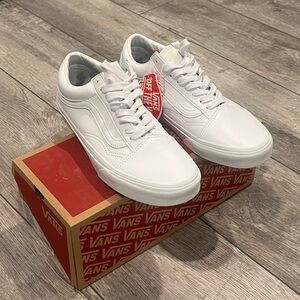 Vans Men's Classic White Sneakers